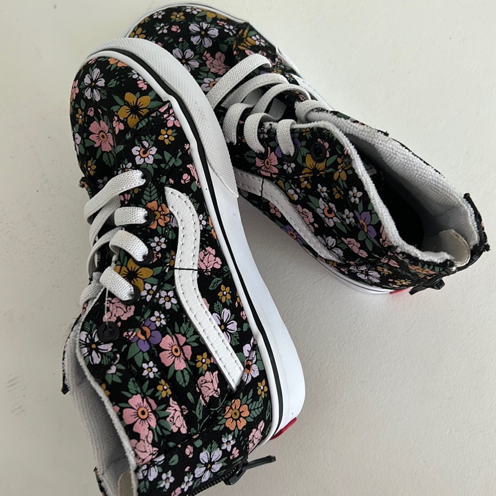 Vans toddler floral print. NWOT